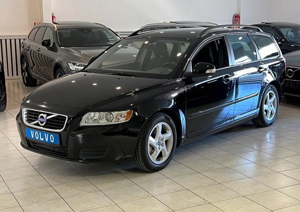 Volvo V50 cena 34500 przebieg: 208000, rok produkcji 2012 z Radzyń Chełmiński małe 379